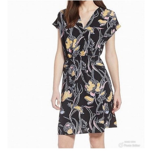 Halogen Dresses & Skirts - Halogen Faux Wrap Floral Print Mini Dress
